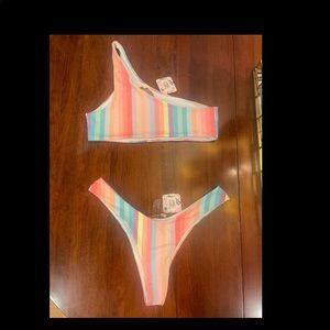 Copper closet bikini, medium top large bottoms